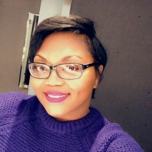 Meet your Posher, Dana